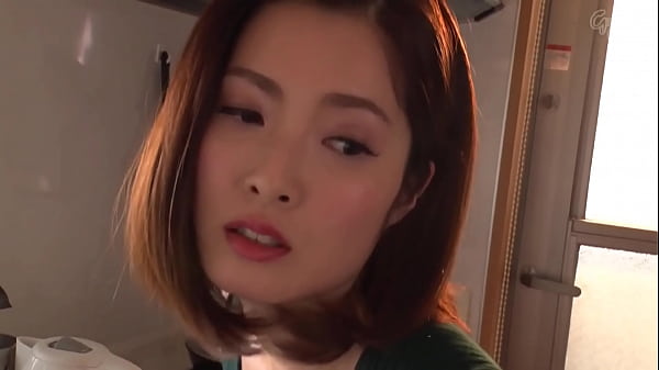 Isteri dan anak perempuan Jepun tahu bahawa Black itu unggul